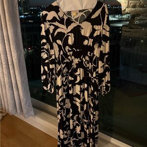 Knox Rose Black and White Patterned Long Sleeve Maxi Dress